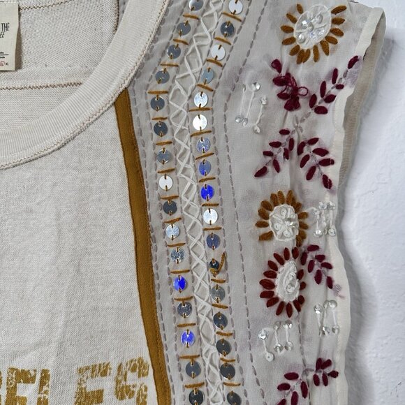 Free People We The Free Embellished  Tee Sequin Los Angeles 86 Size L Cream - Picture 4 of 7